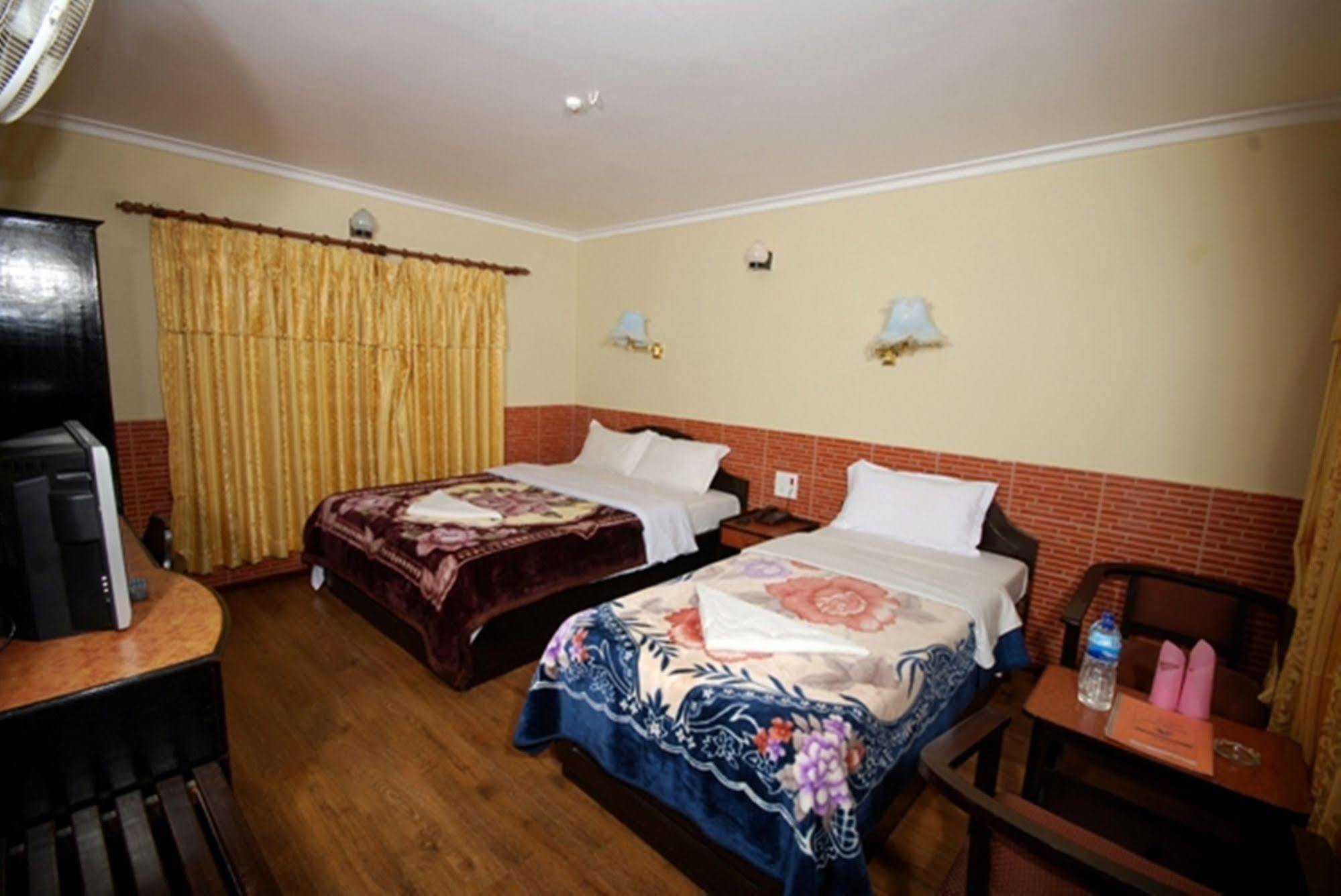 Hotel Trip Pokhara Luaran gambar